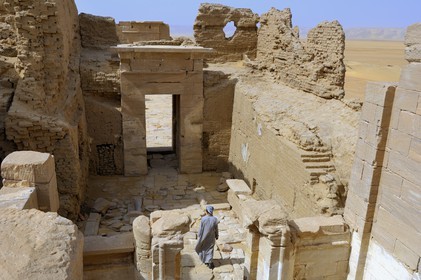 Egypt, Libyan Desert, El Dush South of Kharga Oasis, temple built during the Ptolemaic Empire dedicated to Isis and Osiris in the Roman Fort