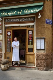 France, Rhone, Lyon, Restaurant bouchon lyonnais Daniel et Denise , the chef Meilleur Ouvrier de France (France’s Best Craftsman) in 2004 Joseph Viola