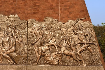 Zimbabwe, Harare, burial ground and national monument to commemorate Patriotic Front guerrillas killed during the Rhodesian Bush War, wall carrying murals depicting the history of Zimbabwe, here brutal colonial times