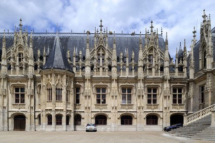 France, Seine Maritime, Rouen, the Palais de Justice which was once the seat of the Parlement (French court of law) of Normandy and a rather unique achievements of Gothic civil architecture from the late Middle Ages in France