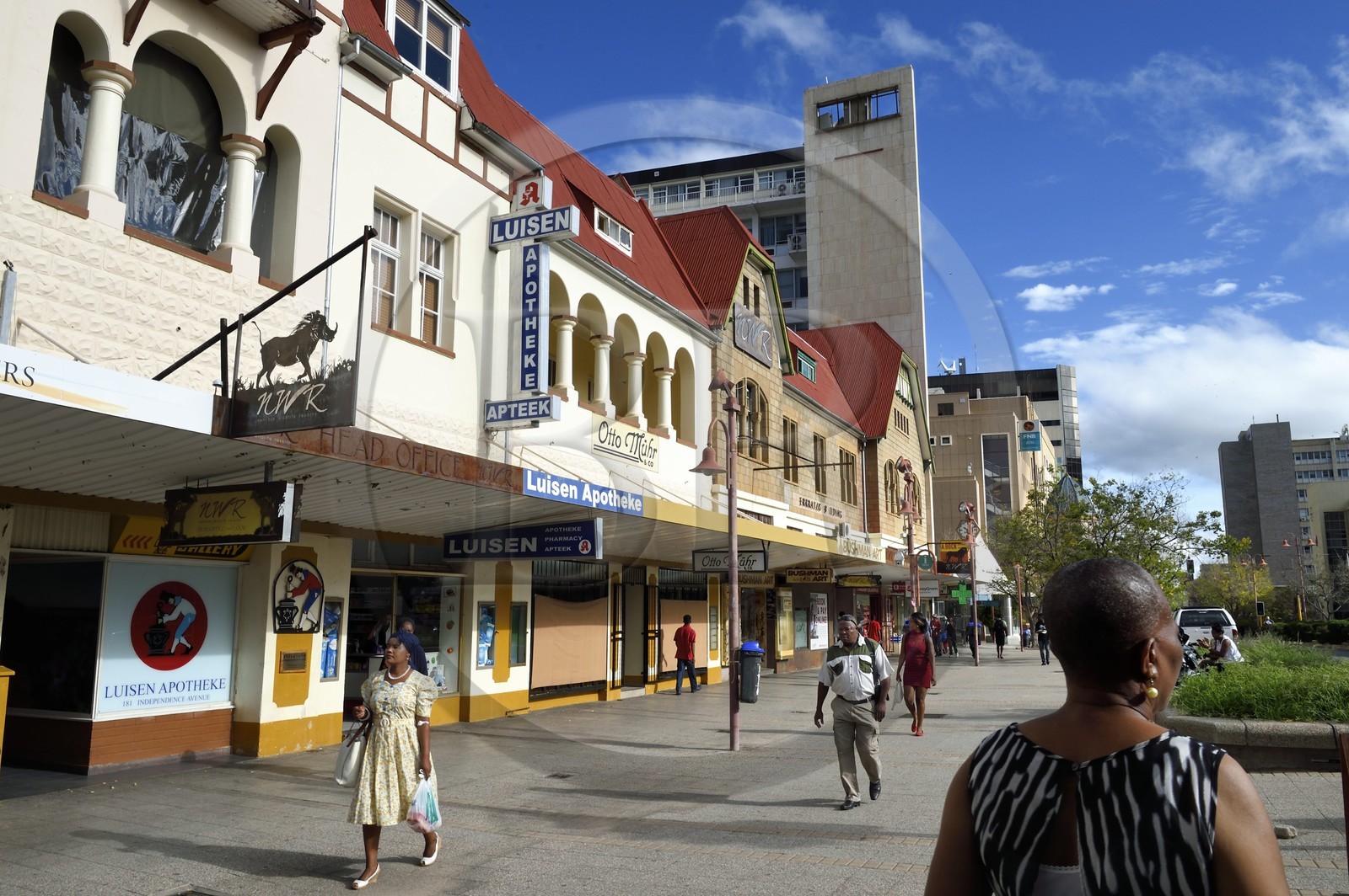 Namibie, région de Khomas, Windhoek, Independence Avenue et ses batiments de l'époque coloniale allemande