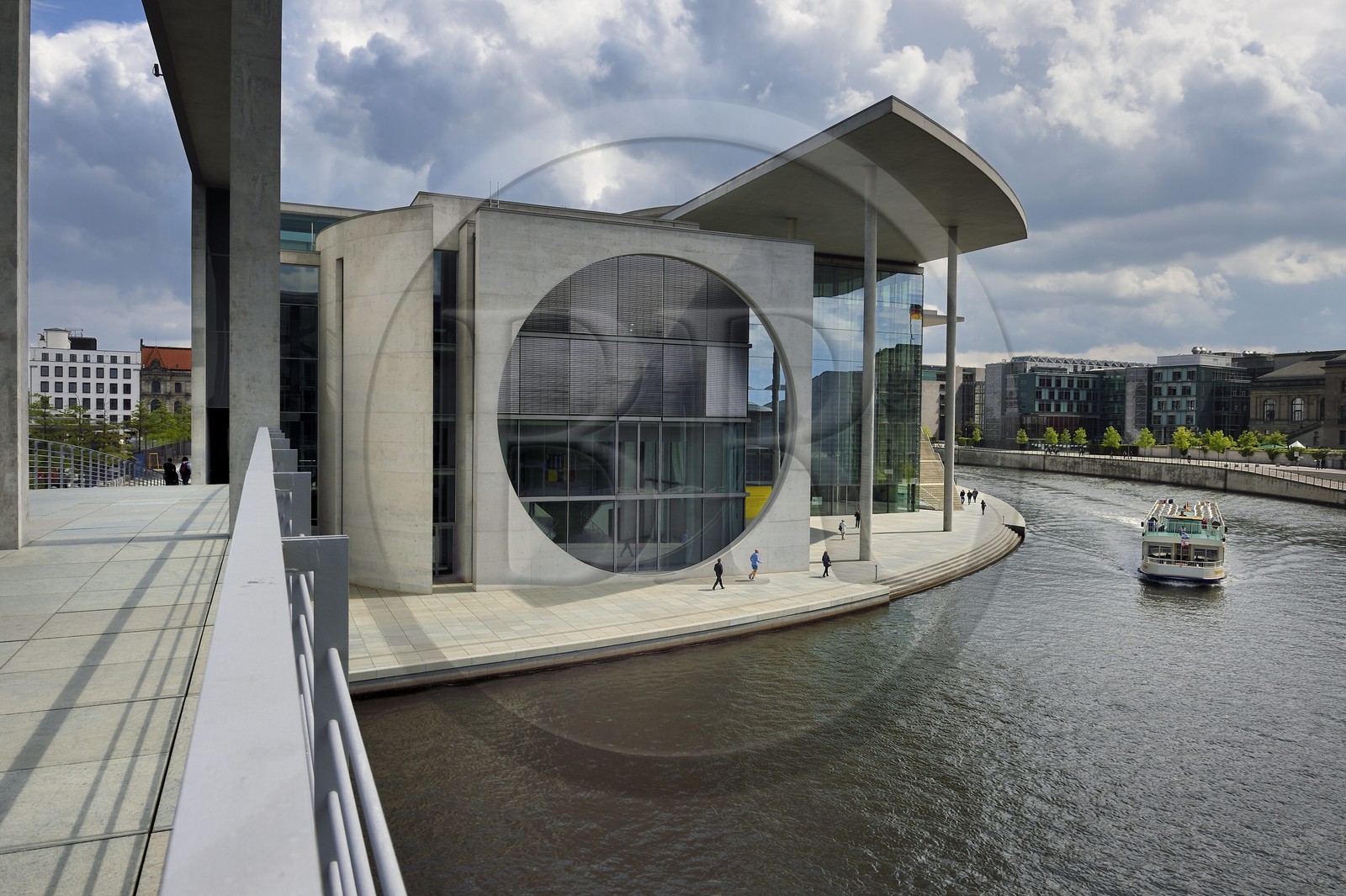 Allemagne, Berlin, Bundestag, Marie Elisabeth-Luders Haus par l'architecte Stephan Braunfels sur les berges de la rivière Spree, batiments du nouveau complexe parlementaire Allemagne, Berlin, Bundestag, Marie Elisabeth-Luders Haus par l'architecte Stephan Braunfels sur les berges de la rivière Spree, batiments du nouveau complexe parlementaire