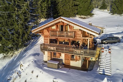 France, Haute Savoie, Les Carroz d'Araches ski resort, Araches la Frasse village