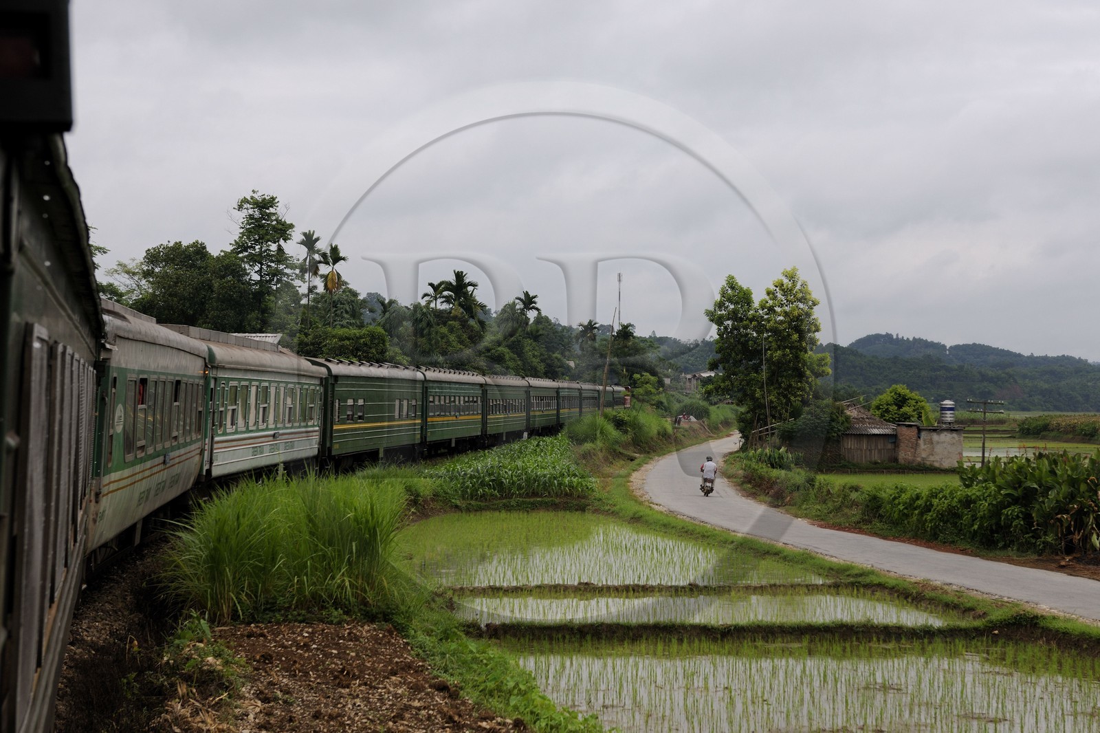 Vietnam, train de jour de Lao Cai à Hanoï