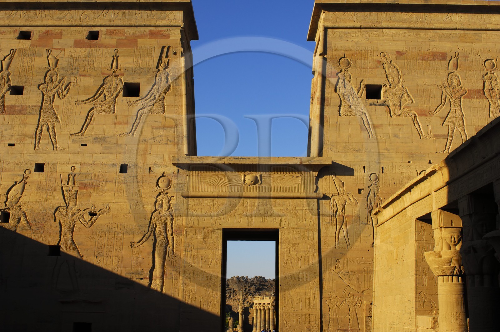 Egypte, Haute-Egypte, Nubie, vallée du Nil, Assouan, île d'Agilka, Philae classé Patrimoine Mondial de l'UNESCO, le temple d'Isis