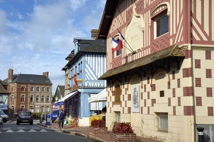France, Calvados, Pays d'Auge, Beaumont en Auge, half-timbered house in the main street of the village
