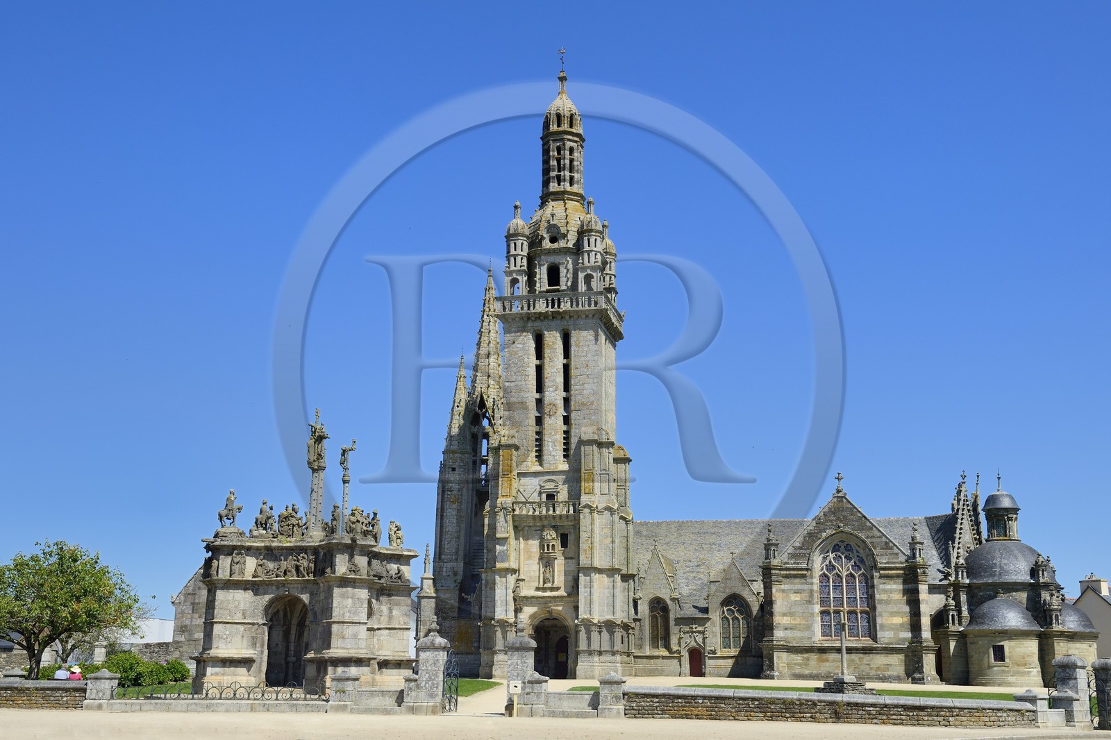 France, Finistere, Pleyben, the church and the calvary in the Parish close (enclos paroissial)