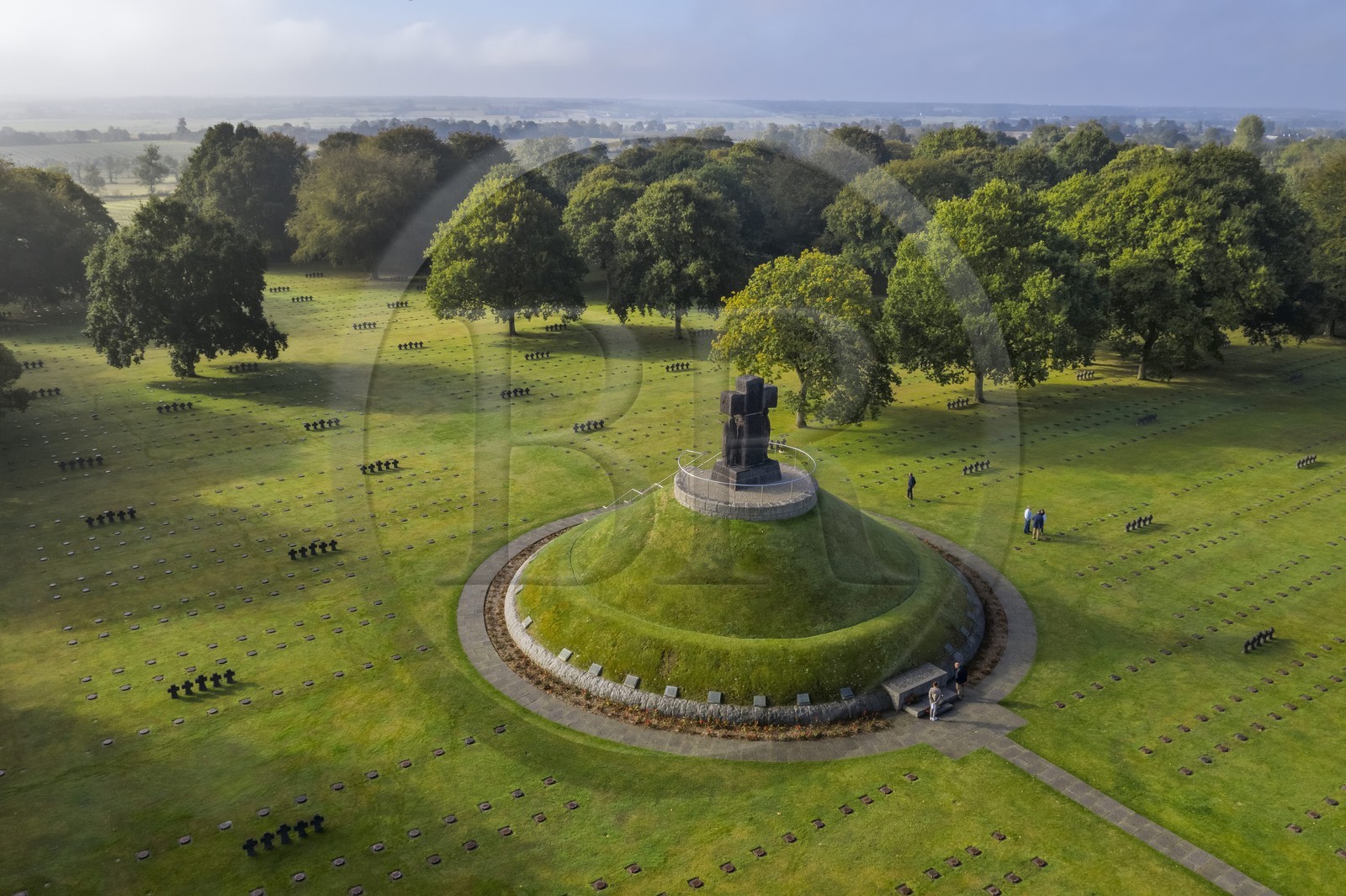 France, Calvados (14), La Cambe, Cimetière militaire allemand de la deuxième guerre mondiale