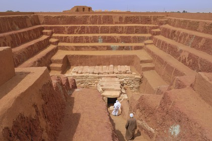 Egypte, désert libyque, oasis de Dakhla, la nécropole de Qila el-Dabba, le Mastaba de Khentika