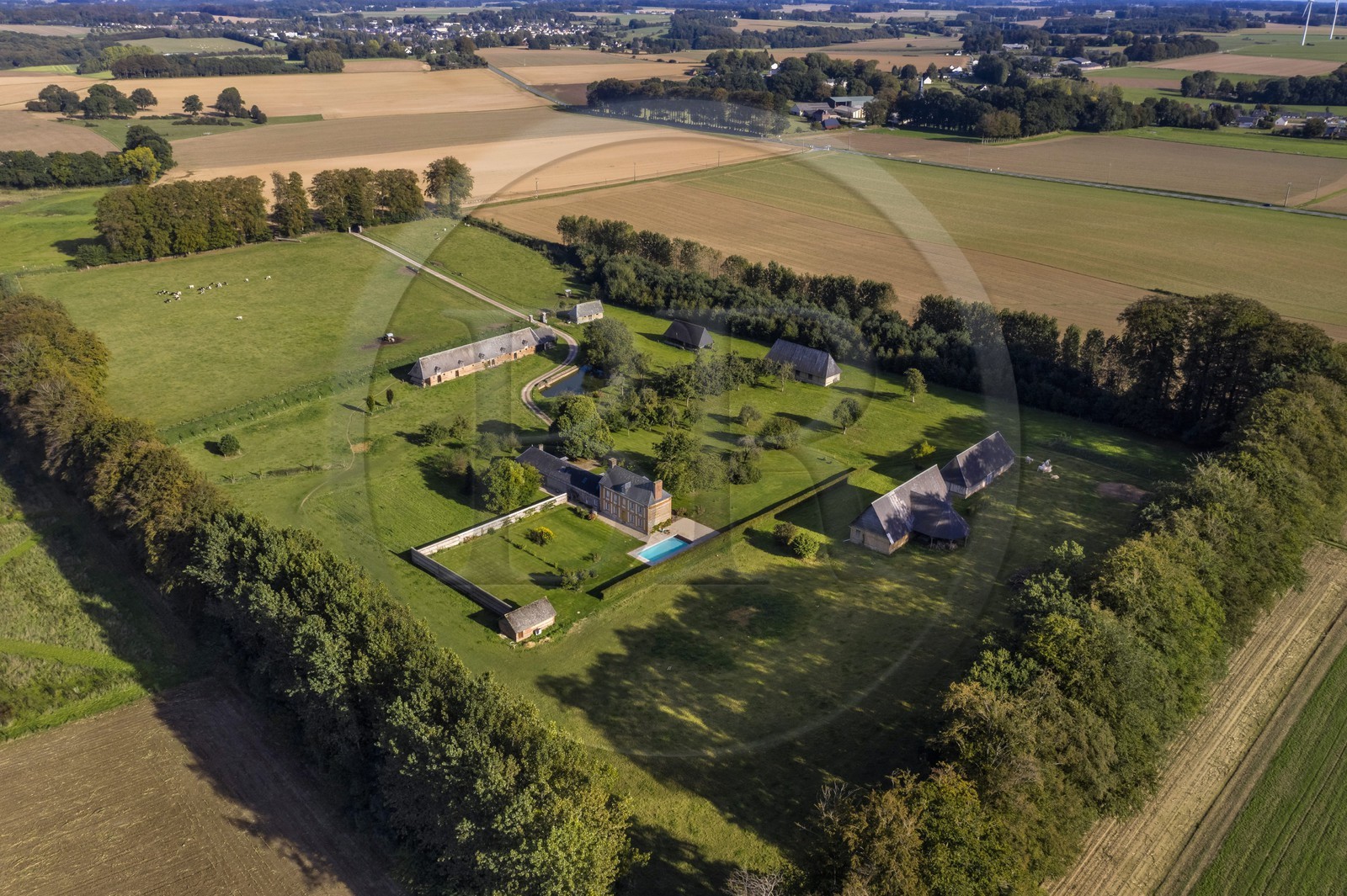 France, Seine-Maritime (76), Pays de Caux, Harcanville, clos masure La Bataille