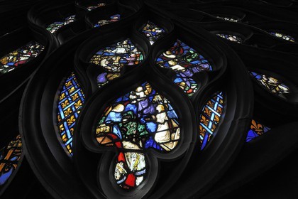 France, Paris (75), ile de la Cité, la Sainte Chapelle, la Chapelle Haute, détail d'un vitrail de la rosace