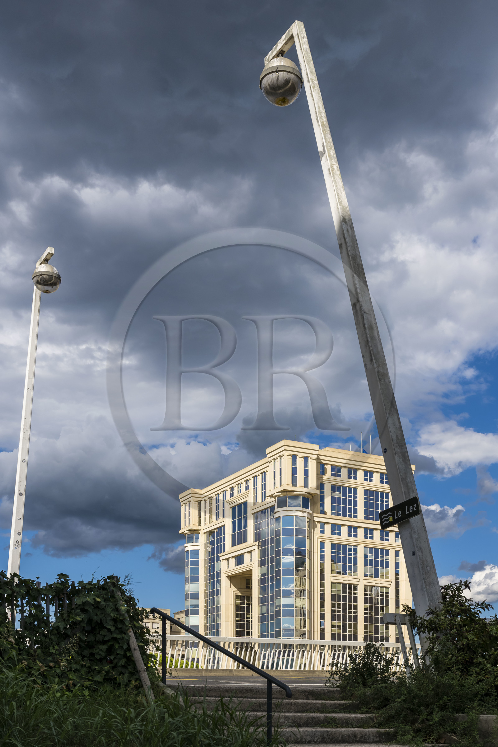 France, Hérault (34), Montpellier, quartier d'Antigone conçu par l'architecte catalan Ricardo Bofill, l'Hotel de Région