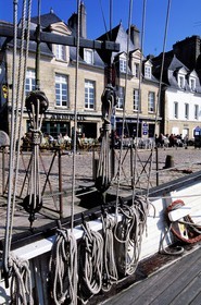 France, Morbihan, Auray, Saint Goustan area, a cafe on the harbour, Saint Sauveur square