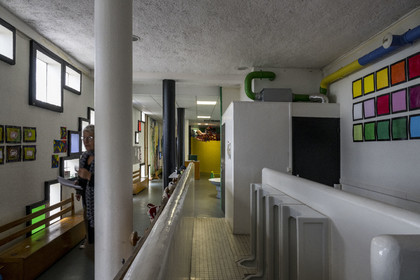 France, Loire-Atlantique (44), banlieue de Nantes, Rezé, la Maison Radieuse par l'architecte Le Corbusier, l'école maternelle installée sur le toit-terrasse