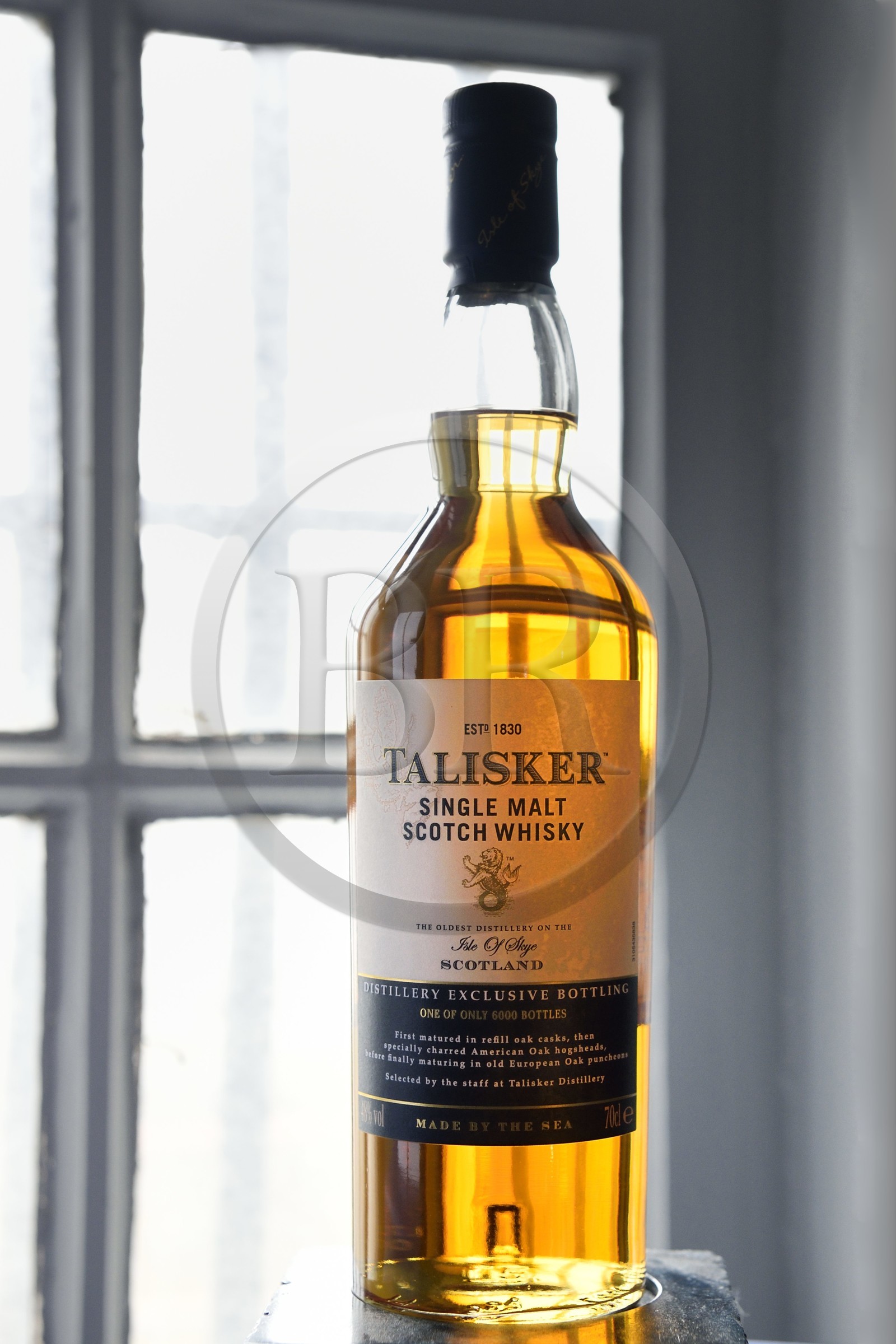 Royaume-Uni, Ecosse, région des Highlands, les Hébrides, Ile de Skye, bouteille de Talisker single Malt whisky