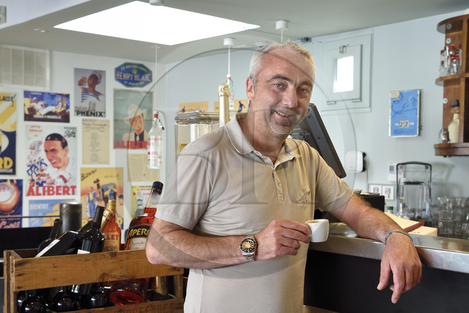France, Bouches-du-Rhône (13), Marseille, quartier d'Endoume, le Vallon des Auffes, Alexandre Pinna patron des restaurants Chez Fonfon et Chez Jeannot