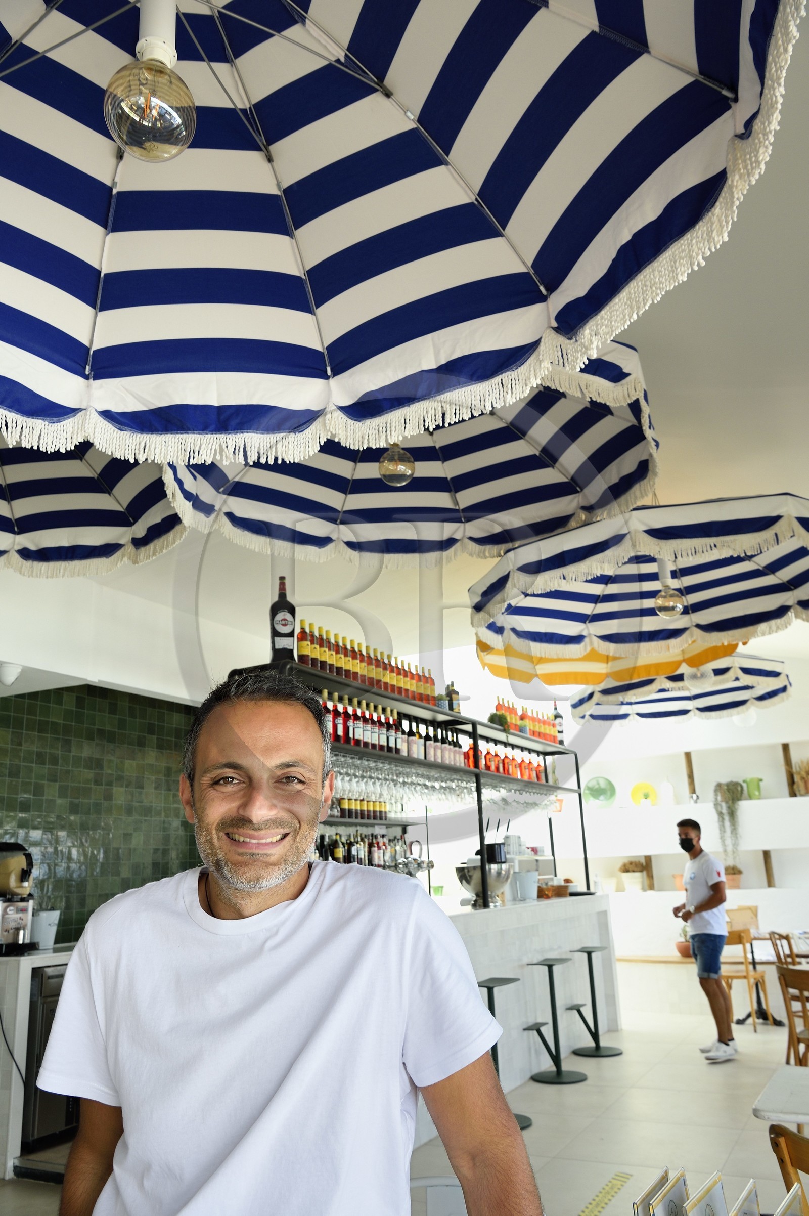 France, Var (83), Toulon, plage du Mourillon, restaurant Il Parasole, le directeur et chef Marco Casolla
