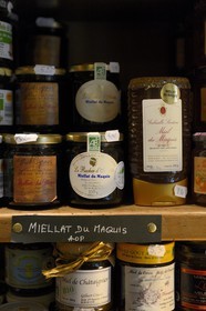 France, Haute-Corse (2B), Bastia, le magasin de produits corses U Montagnolu