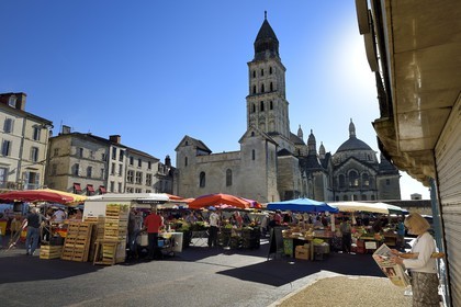 France, Dordogne, White Perigord,  Perigueux, the market place de la Clautre in front of the Saint-Front Cathedral, stop on Route of Santiago de Compostela listed as World Heritage by UNESCO