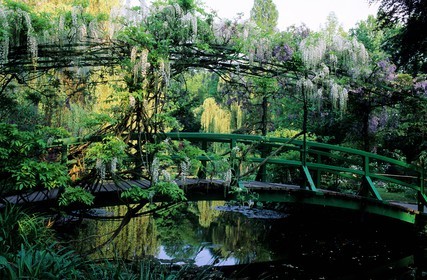 France, Eure (27), Giverny, jardin de Claude Monet, le pont japonais