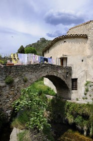 France, Herault, Saint Guilhem le Desert Medieval Village, Labelled Les Plus Beaux Villages de France (the Most Beautiful Villages of France), bridge over the Verdus river at the village entrance
