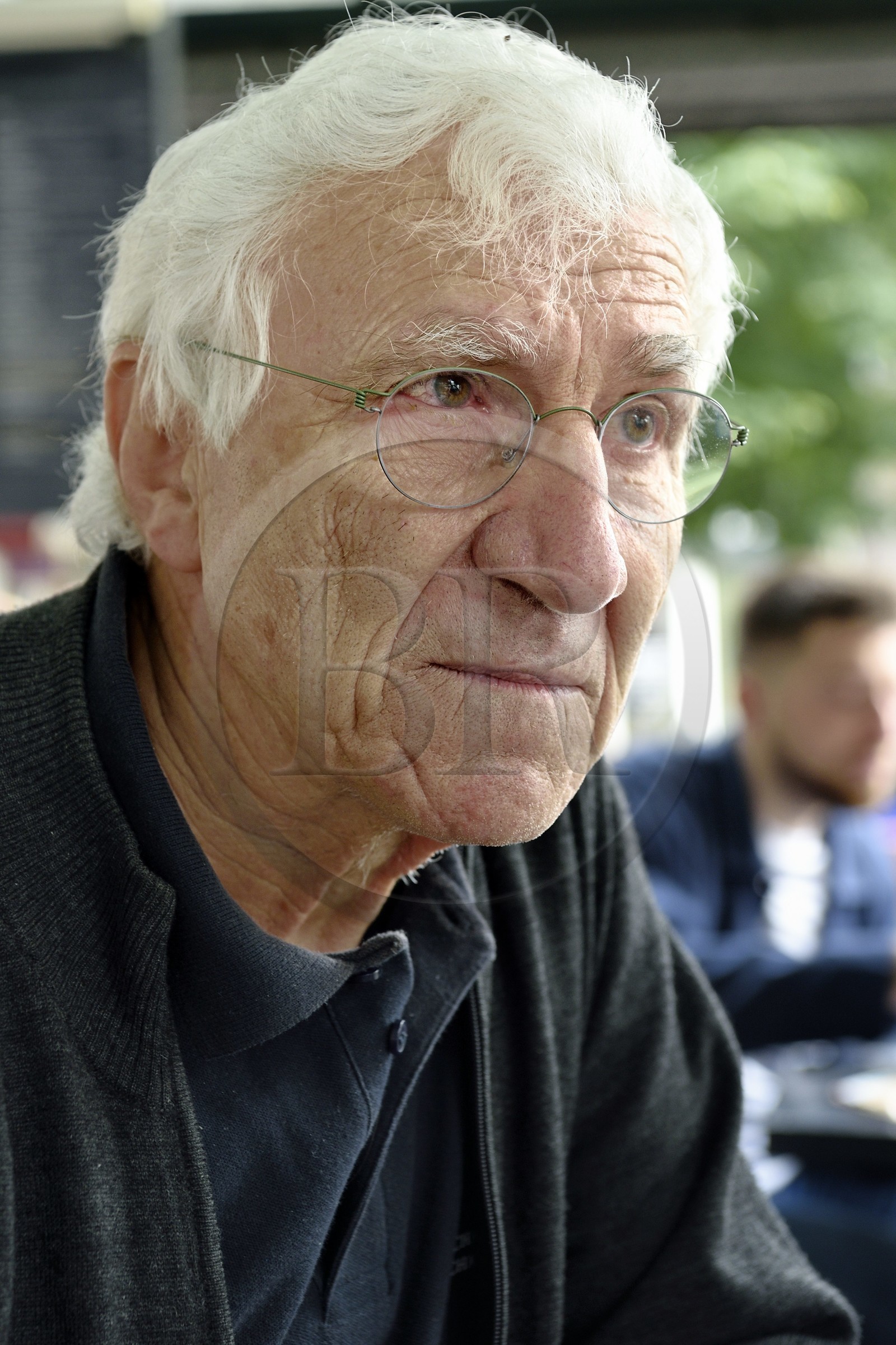 France, Puy-de-Dôme (63), Clermont-Ferrand, René Ribeyre membre de l'association ACAVIC (Amis des Caves du Vieux Clermont)