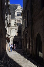 France, Dordogne, White Perigord, Perigueux, the mansion Maison Estignard at the end of the rue de la Miséricorde