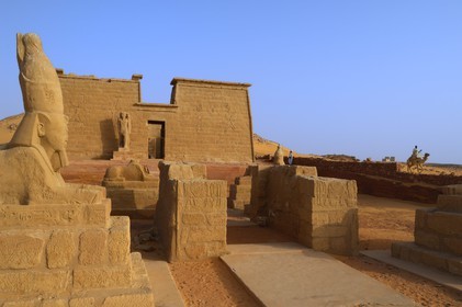 Egypte, Haute Egypte, Lac Nasser, désert de Nubie, temple de Ouadi es-Seboua ou vallée des lions