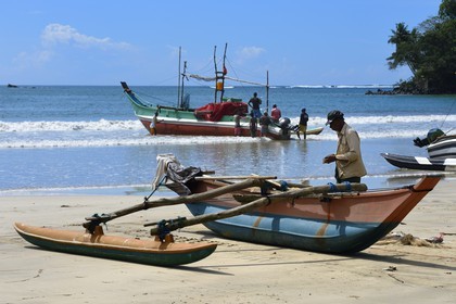 Sri Lanka, Southern Province, Weligama, fishing boat on the Beach