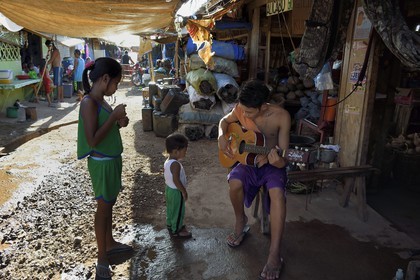 Philippines, Calamian Islands in northern Palawan, Coron Island, Coron Town, covered market