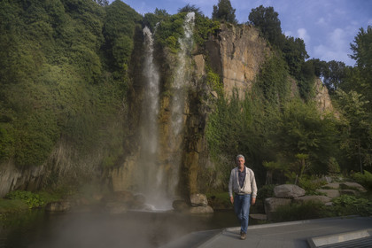 France, Loire-Atlantique (44), Nantes, quartier de Chantenay, le Jardin Extraordinaire, parc public situé dans l'ancienne Carrière de Miséry avec sa cascade artificielle de 25 m de haut, Romaric Perrocheau chef des Espaces Verts de Nantes