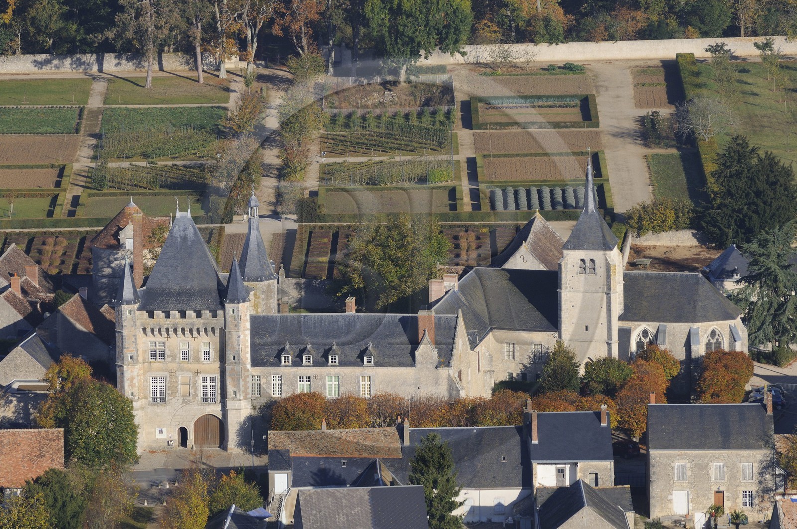 France, Loir et Cher, Chateau de Talcy, aerial view