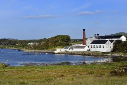 Royaume-Uni, Ecosse, Hébrides intérieures, Ile de Islay, Port Ellen, distillerie de whisky Lagavulin