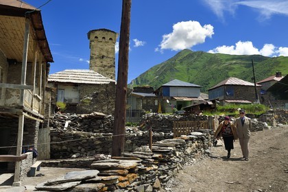Georgia, Upper Svaneti (Zemo Svaneti), village of Ushguli, listed as World heritage by UNESCO, Svan defensive tower erected next to the house