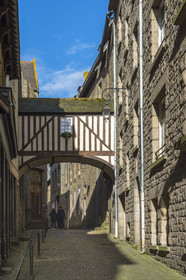 France, Ille et Vilaine, Cote d'Emeraude (Emerald Coast), Saint Malo, old half-timbered passage on rue des Vieux Remparts