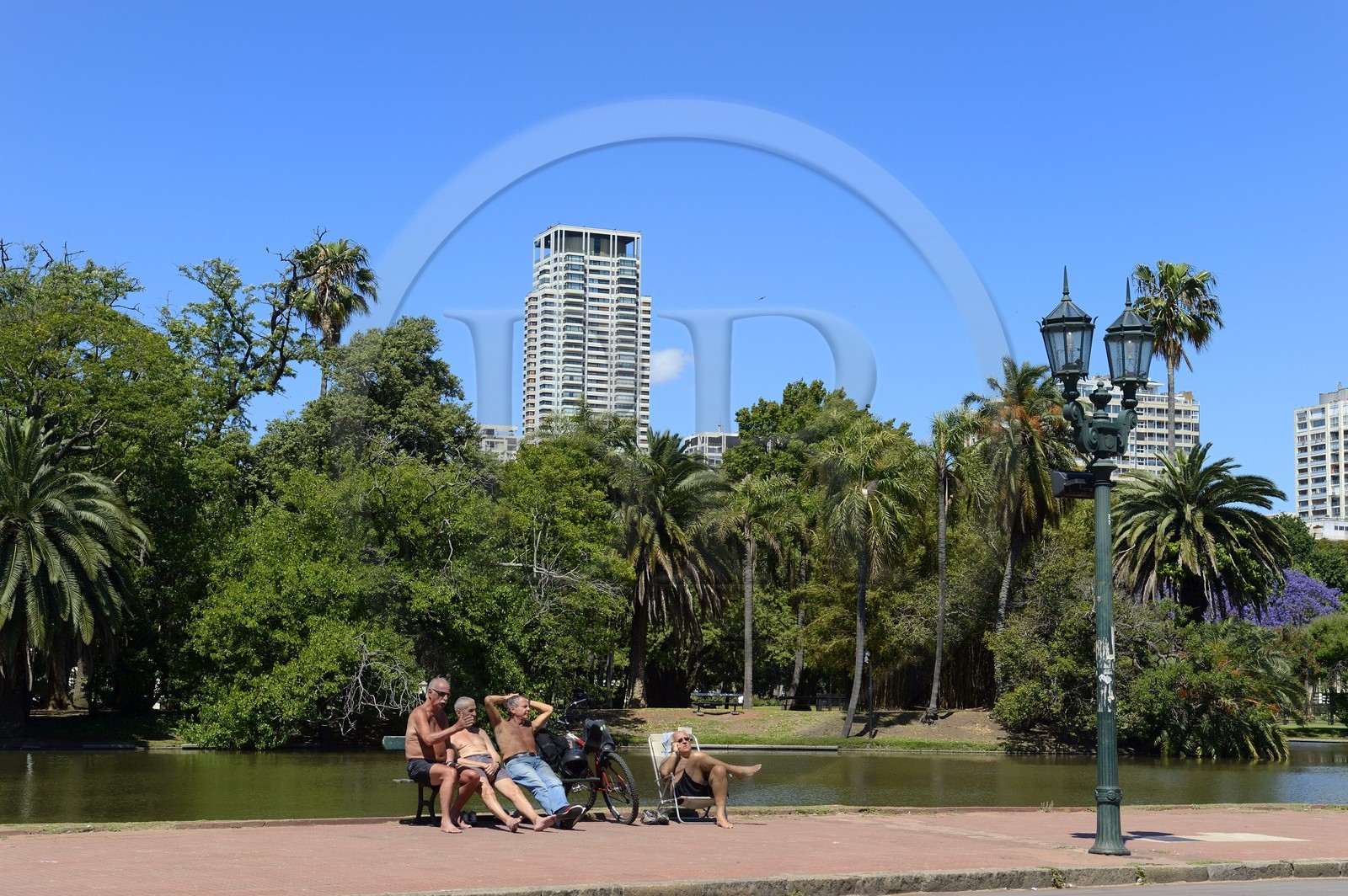 Argentine, Buenos Aires, le parc de Palermo, lac de la plaza Holanda