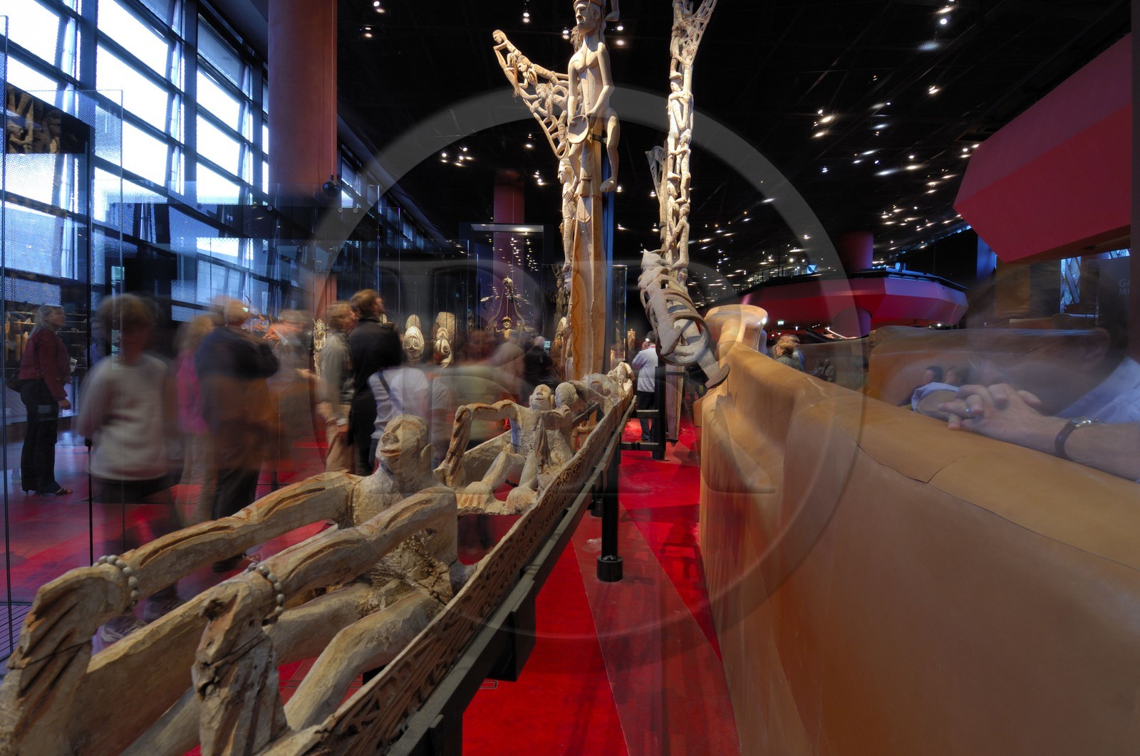 France, Paris (75), le musée des Arts Premiers, musée du quai Branly, pirogue Wuramon de Papouasie Nouvelle-Guinée