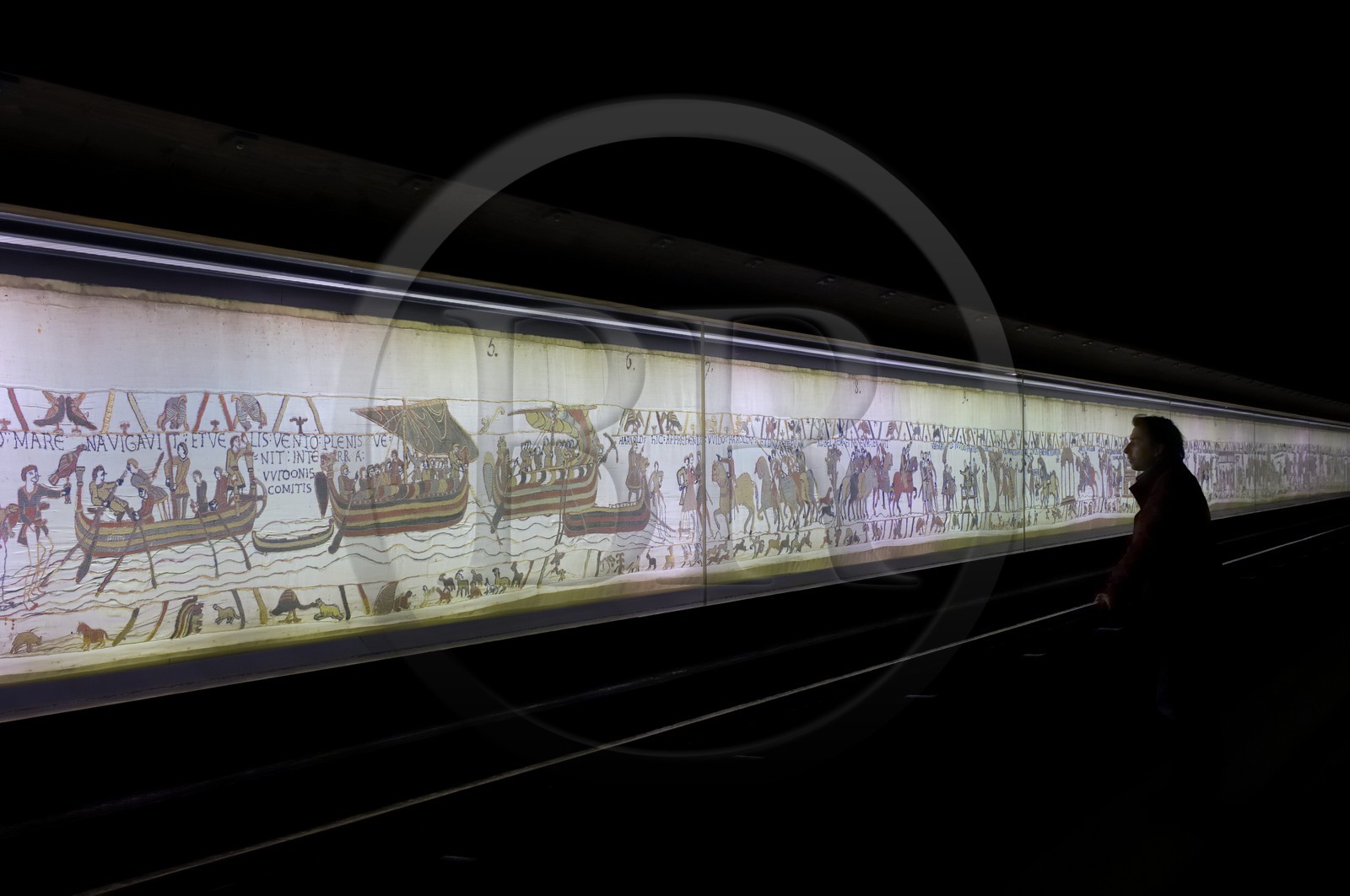 France, Calvados (14), Bayeux, musée de la tapisserie, tapisserie de Bayeux, la tapisserie dite de la Reine Mathilde classée Mémoire du monde par l'UNESCO qui raconte l'invasion de l'angleterre par Guillaume Le Conquérant