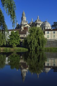 France, Dordogne, White Perigord, Perigueux, Saint Front Cathedral, stop on Route of Santiago de Compostela listed as World Heritage by UNESCO, and the Old Mill, half timbered house called Eschif de Creyssac bordering the Isle river