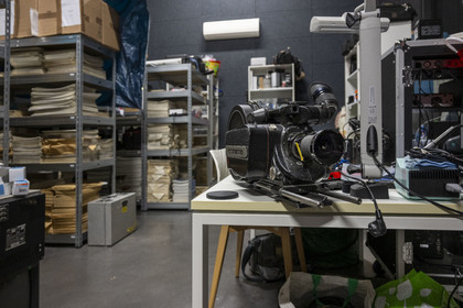 France, Côte-d'Or (21), Beaune, Atelier du cinéma Claude Lelouch, ce lieu accueille chaque année depuis 2016 douze apprentis réalisateurs sélectionnés sur concours, camera utilisée pour le film Itinéraire d'un enfant gaté (1988)