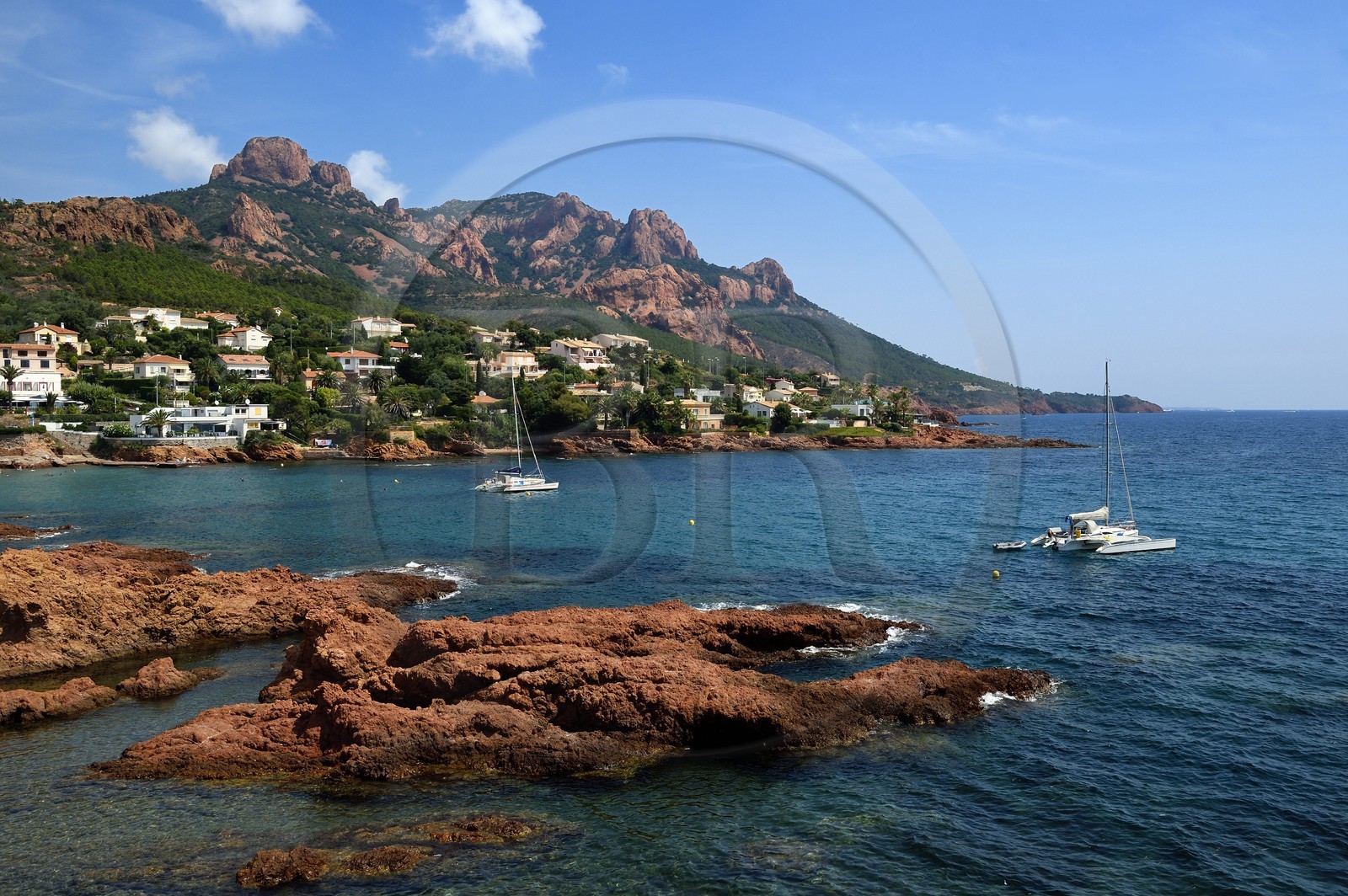 France, Var, Agay area next to Saint-Raphael, Massif de l'Esterel (Esterel Massif), Massif of Cap Roux, creek of Antheor and the Cap Roux overlooked by the Saint Pilon
