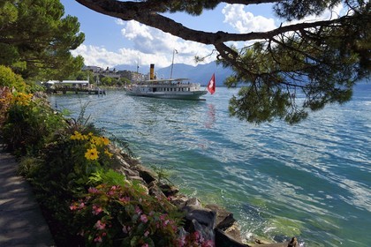 Switzerland, Canton of Vaud, Montreux, on the banks of Lake Geneva (Lac Leman), the paddle wheel Steamboat Montreux (1904) of the Compagnie Générale de Navigation sur le Lac Léman (CGN)