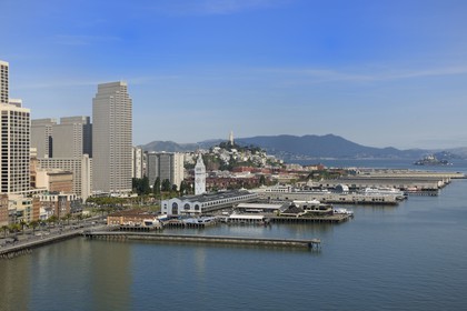 United States, California, San Francisco, Financial District, harbor, the Coit Tower and Alcatraz in the background