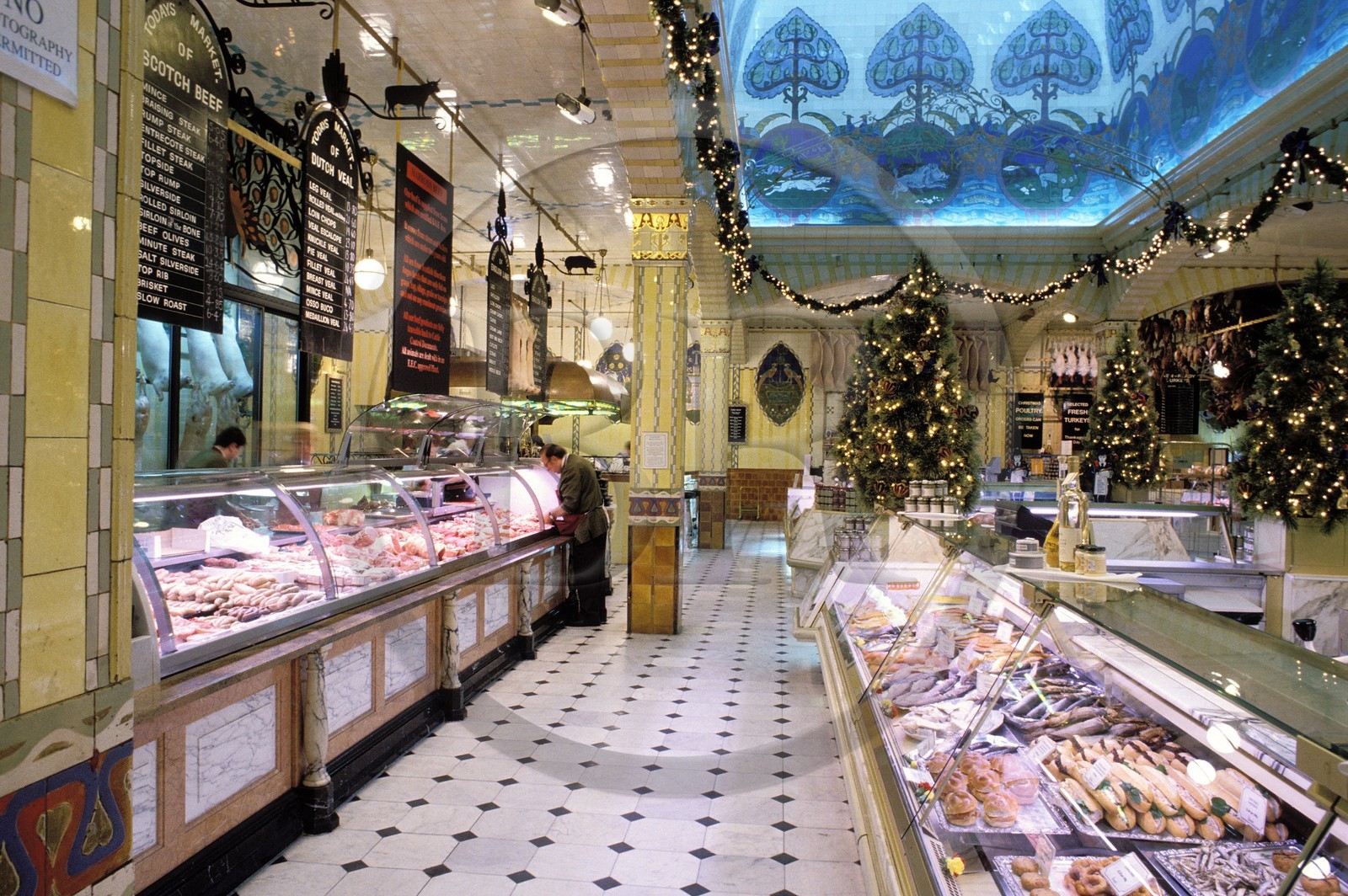 Royaume-Uni, Londres, le grand magasin Harrods, le rayon alimentation