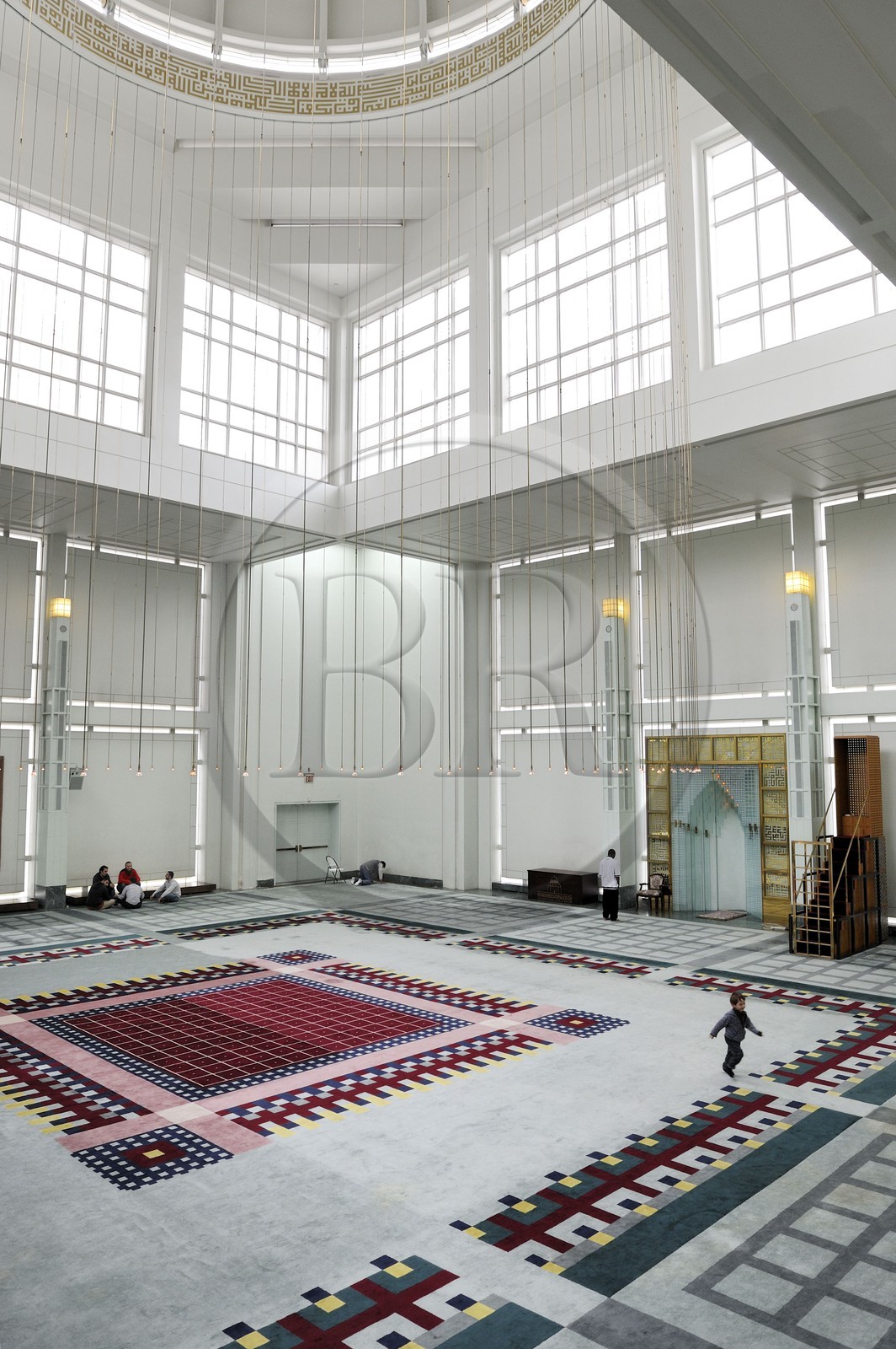 Etats-Unis, New York, Manhattan, Upper East side, la New York Mosque (Islamic Cultural Center) est le plus grand lieu de culte Musulman de la ville caractérisée par son style architectural moderne et son orientation en diagonale vers La Mecque, elle est située sur la 3ème Avenue entre la 96ème Rue et la 97ème Rue