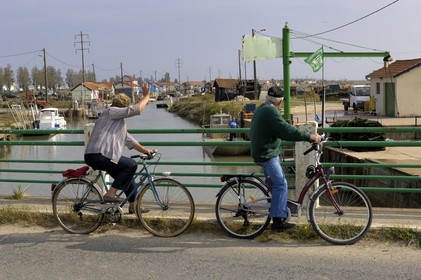 France, Charente-Maritime (17), Ile d'Oléron, le chenal d'Ors, port ostréicole