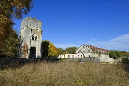France, Meuse (55), Verdun,  la citadelle, la caserne Beaurepaire et l'ancienne tour Saint-Vanne qui est un vestige de l'abbaye