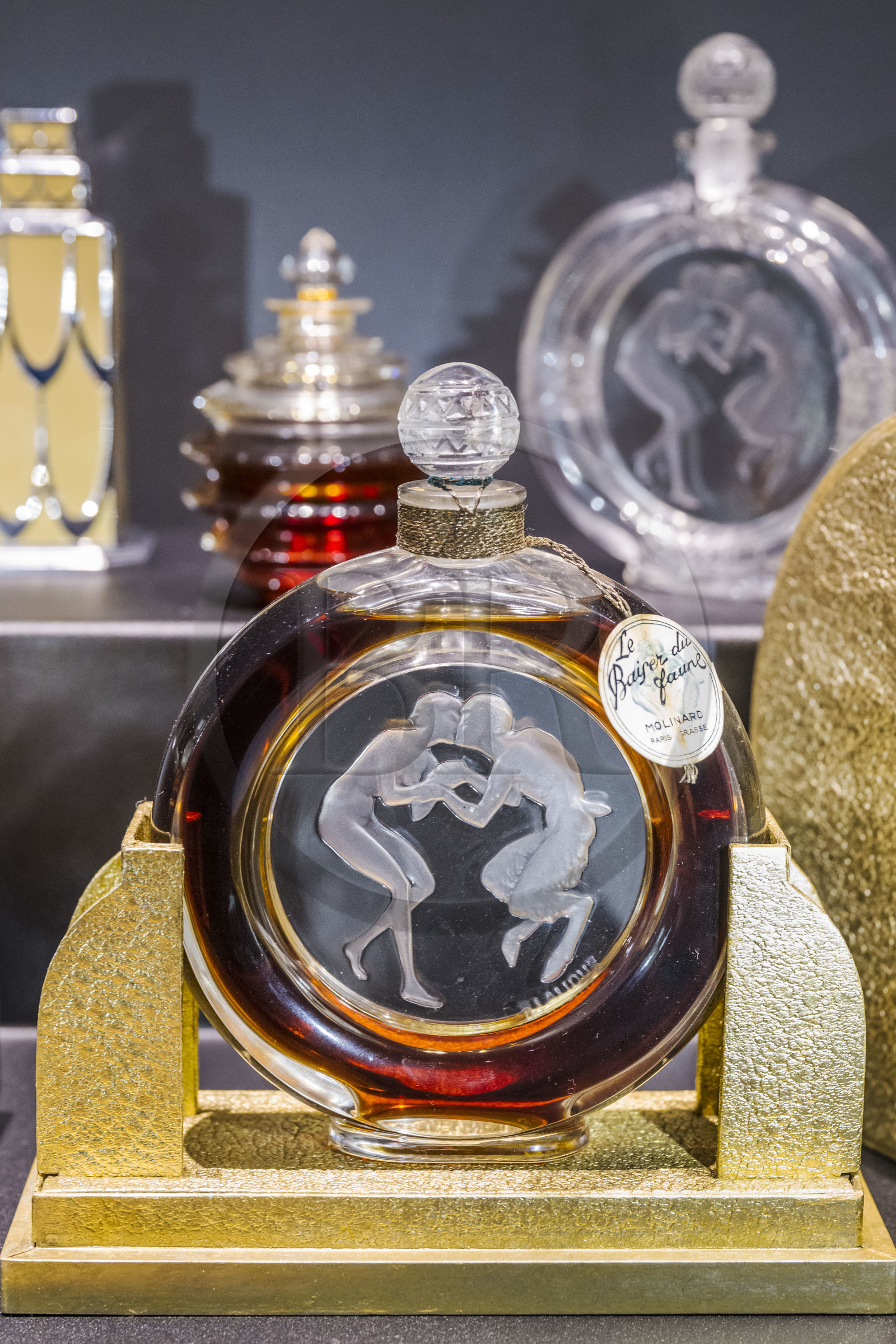 France, Bas-Rhin (67), Wingen-sur-Moder, le musée Lalique, flacon de parfum