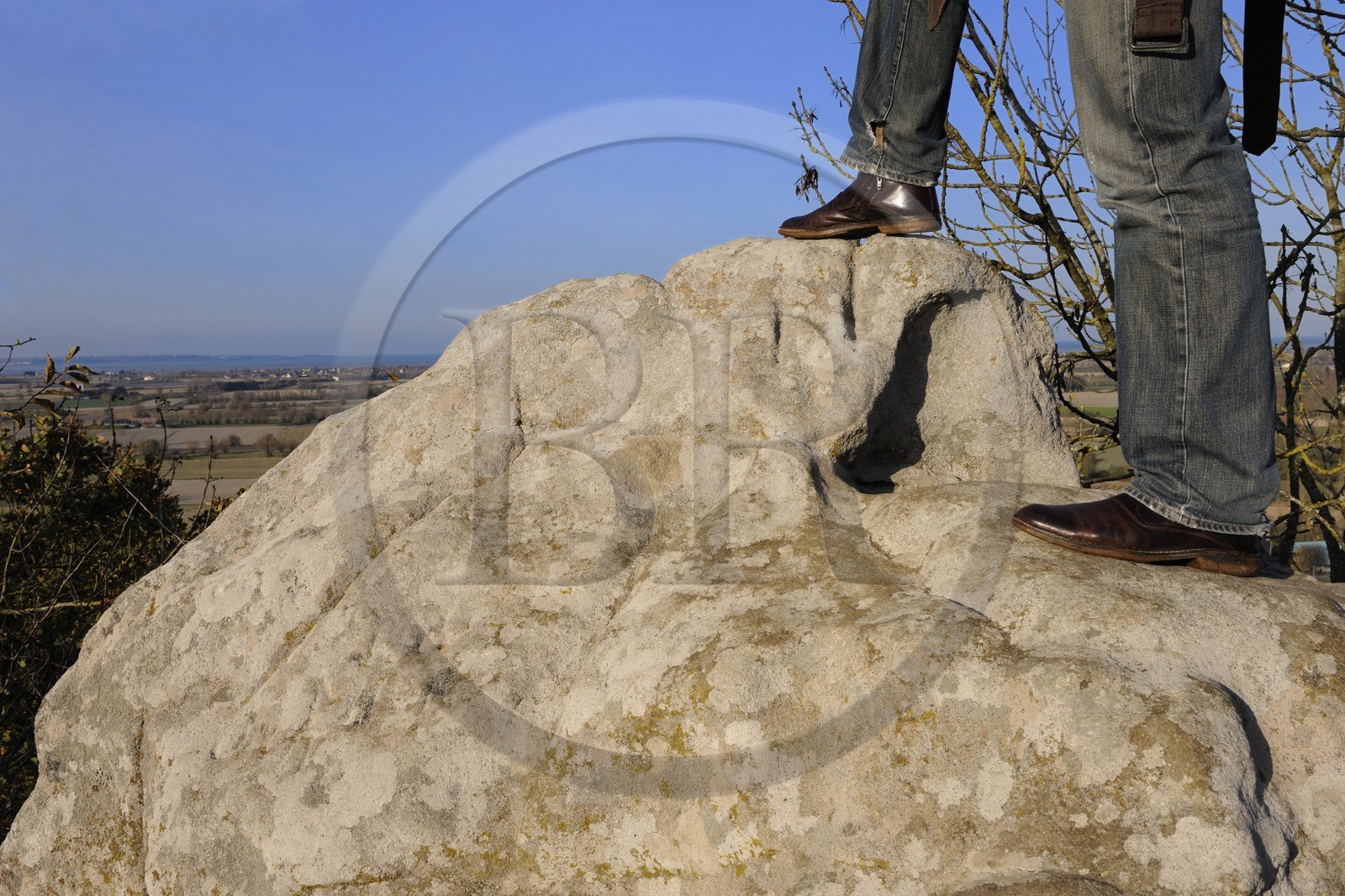 France, Ille-et-Vilaine (35), Baie du Mont-Saint-Michel, le Mont Dol, le Rocher du Diable avec l'empreinte du pied de l'Archange Saint-Michel