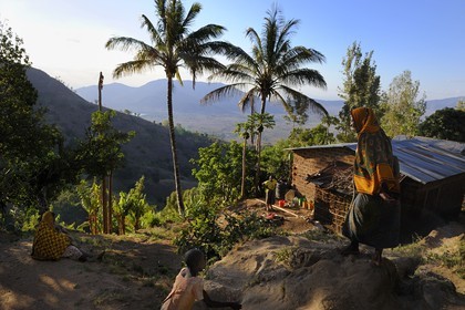 Tanzania, Morogoro district, Uluguru mountains, young girl in a village around the former german refuge called Morningside